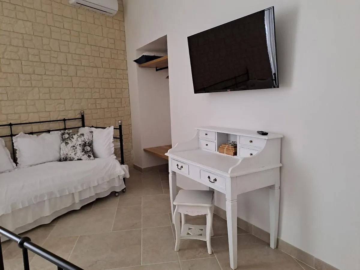 Dimora 52 location